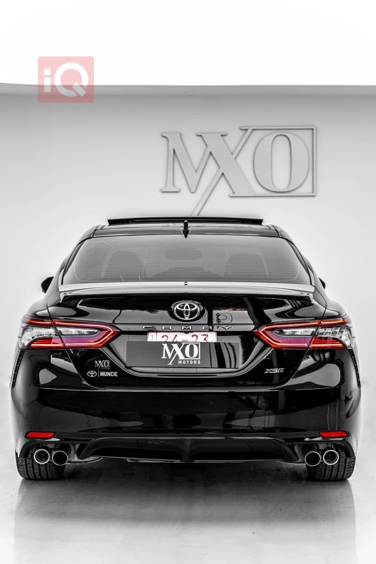 تۆیۆتا کامری